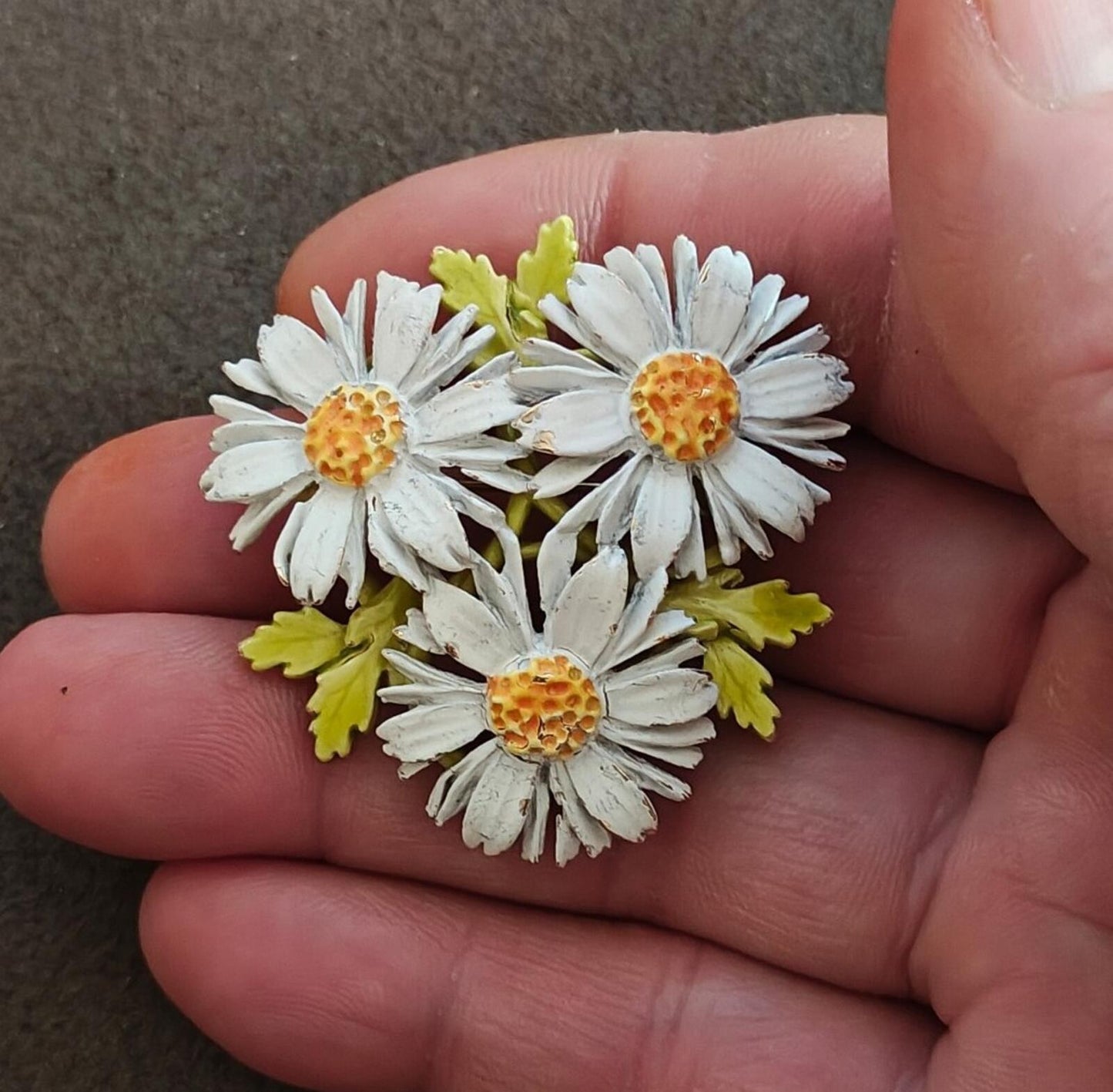 1960s Signed ART(Arthur Pepper) Gold Tone White Enamel Daisy Flower Brooch