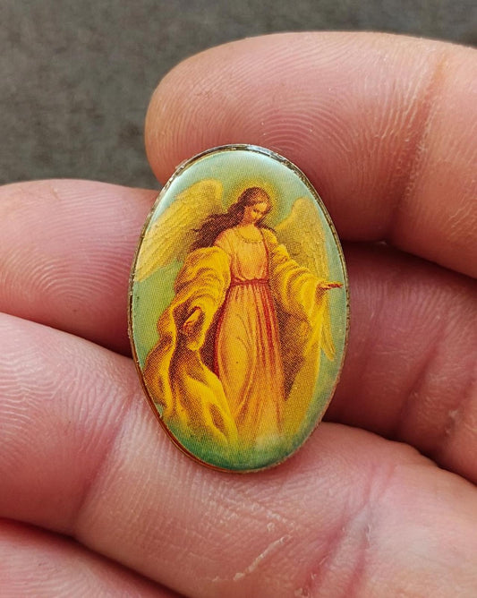 1980s Guardian Angel Lucite Oval Gold Tone Pin