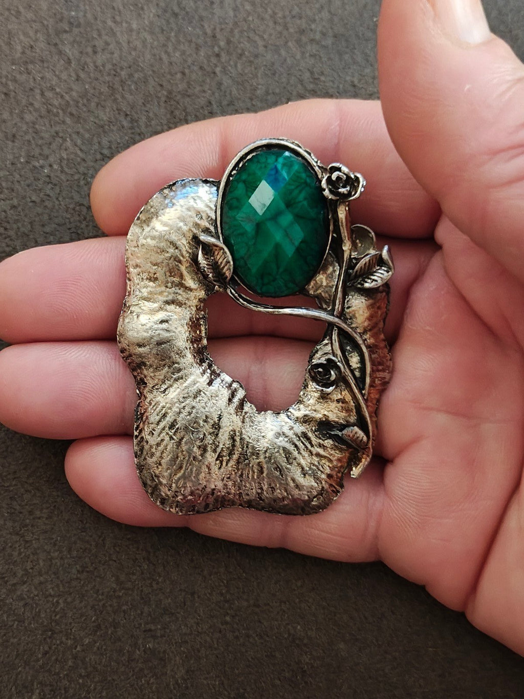 1960s Modernist/Brutalist Style Silver Tone Pendant With Green Stone