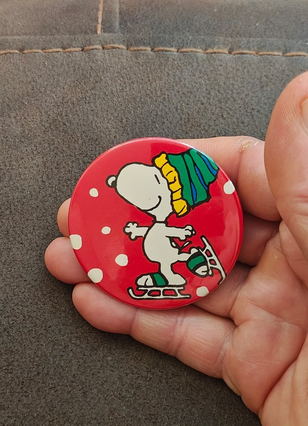1980s Peanuts Snoopy Ice Skating Holiday Pinback Button