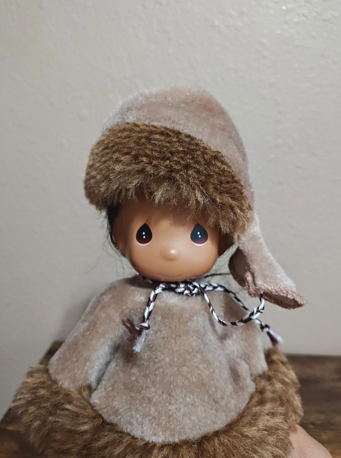 1994/95 Precious Moments "Children of the World" Sulu Alaska Doll