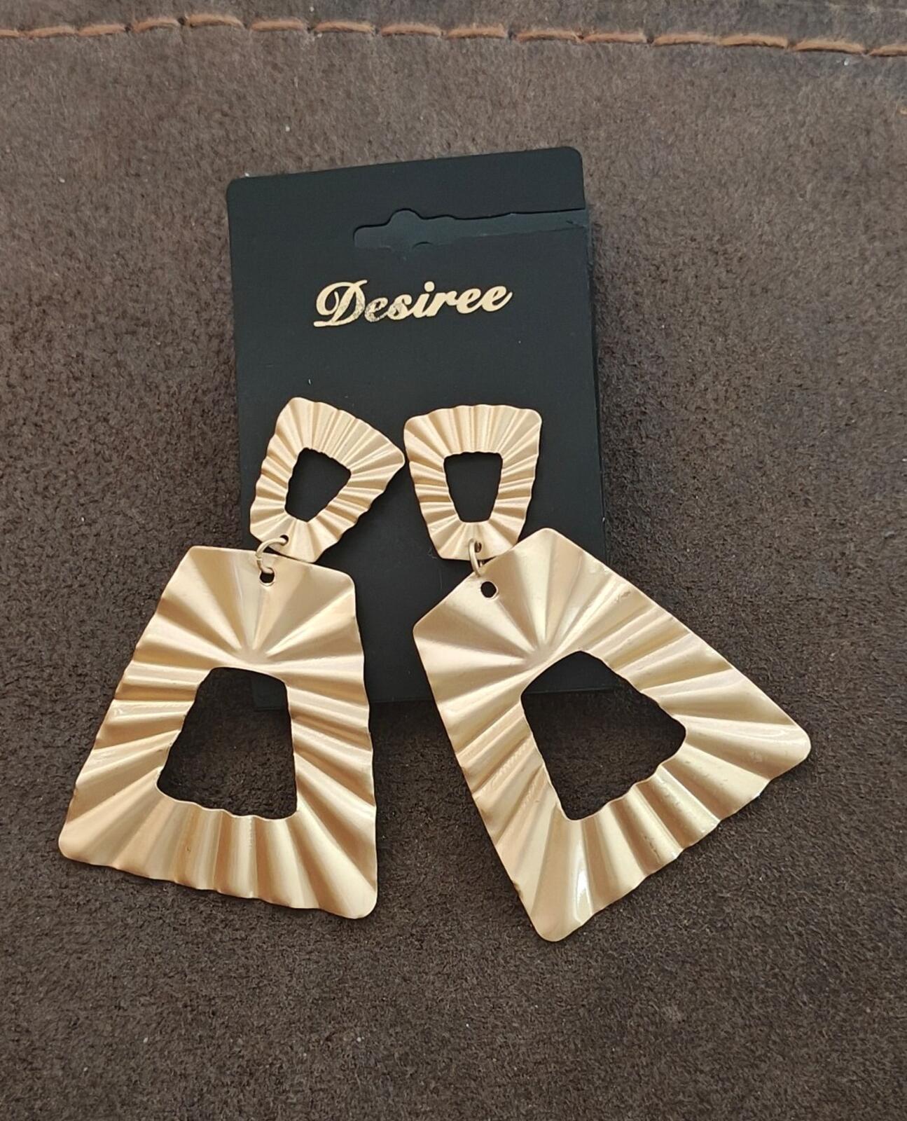 Gold Tone Desiree Brand Hammered Textured Statement Earrings New