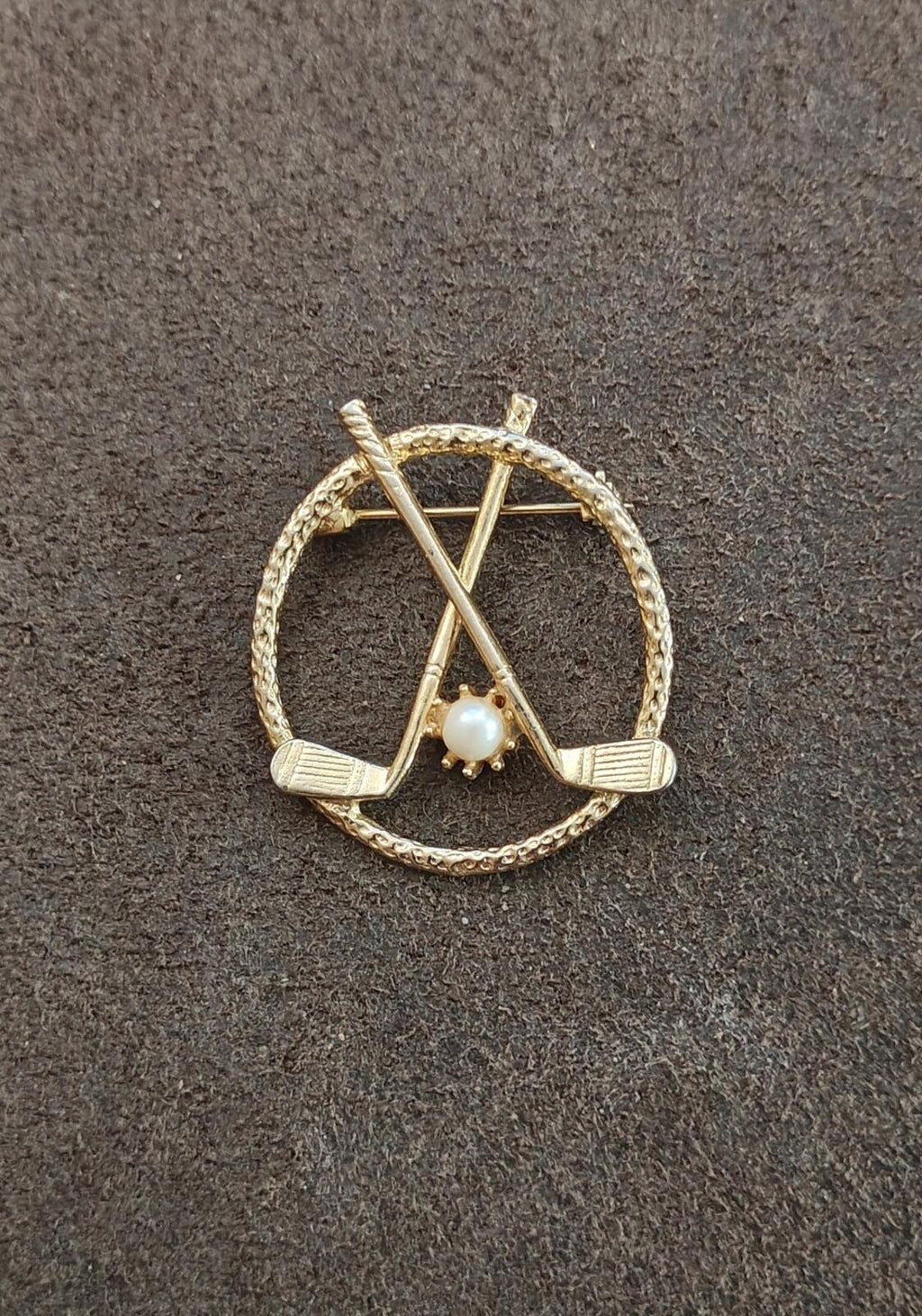 1980s Signed FAM Gold Tone Golf Brooch