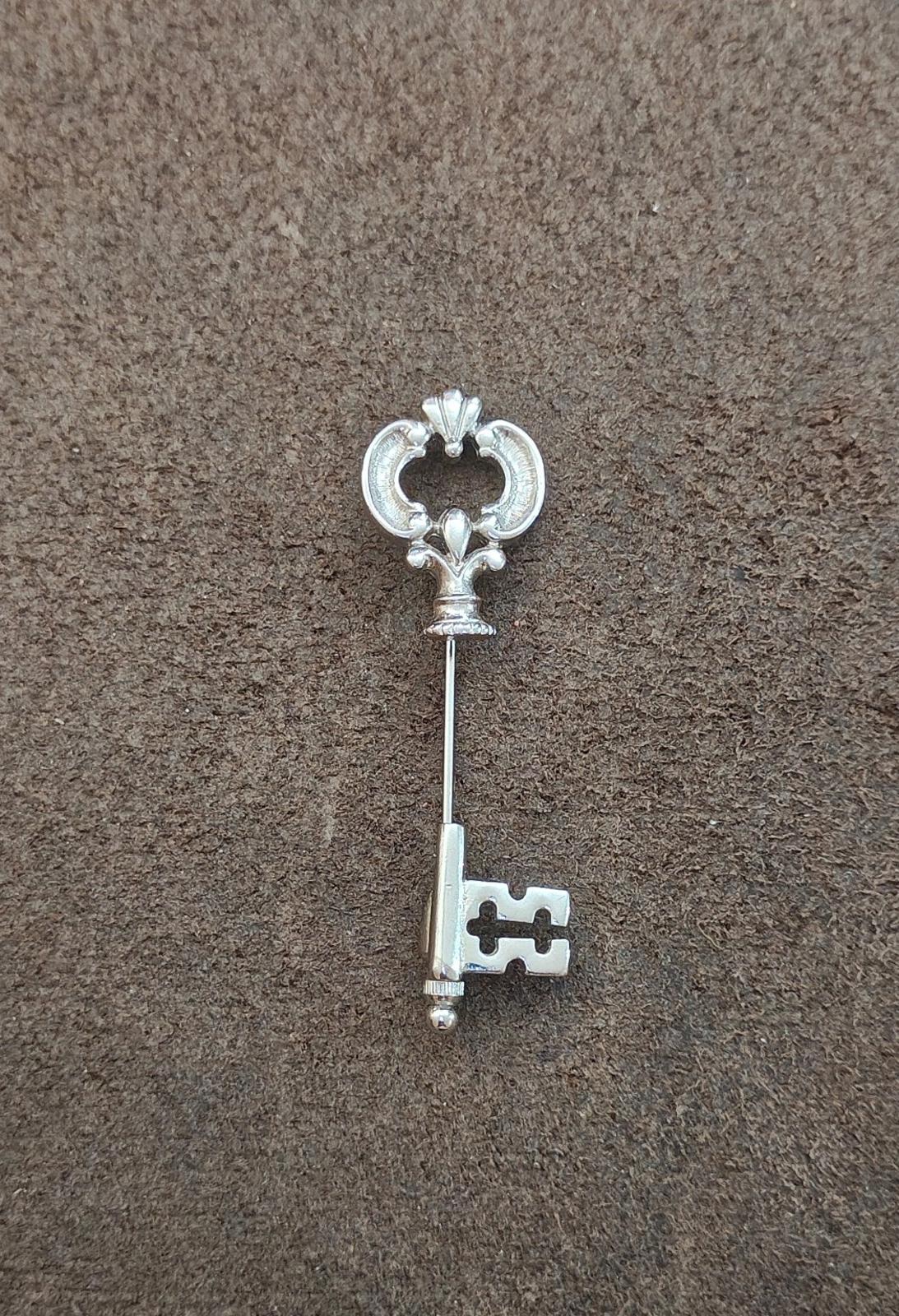 1970s Signed Avon Skeleton Key Stick Pin