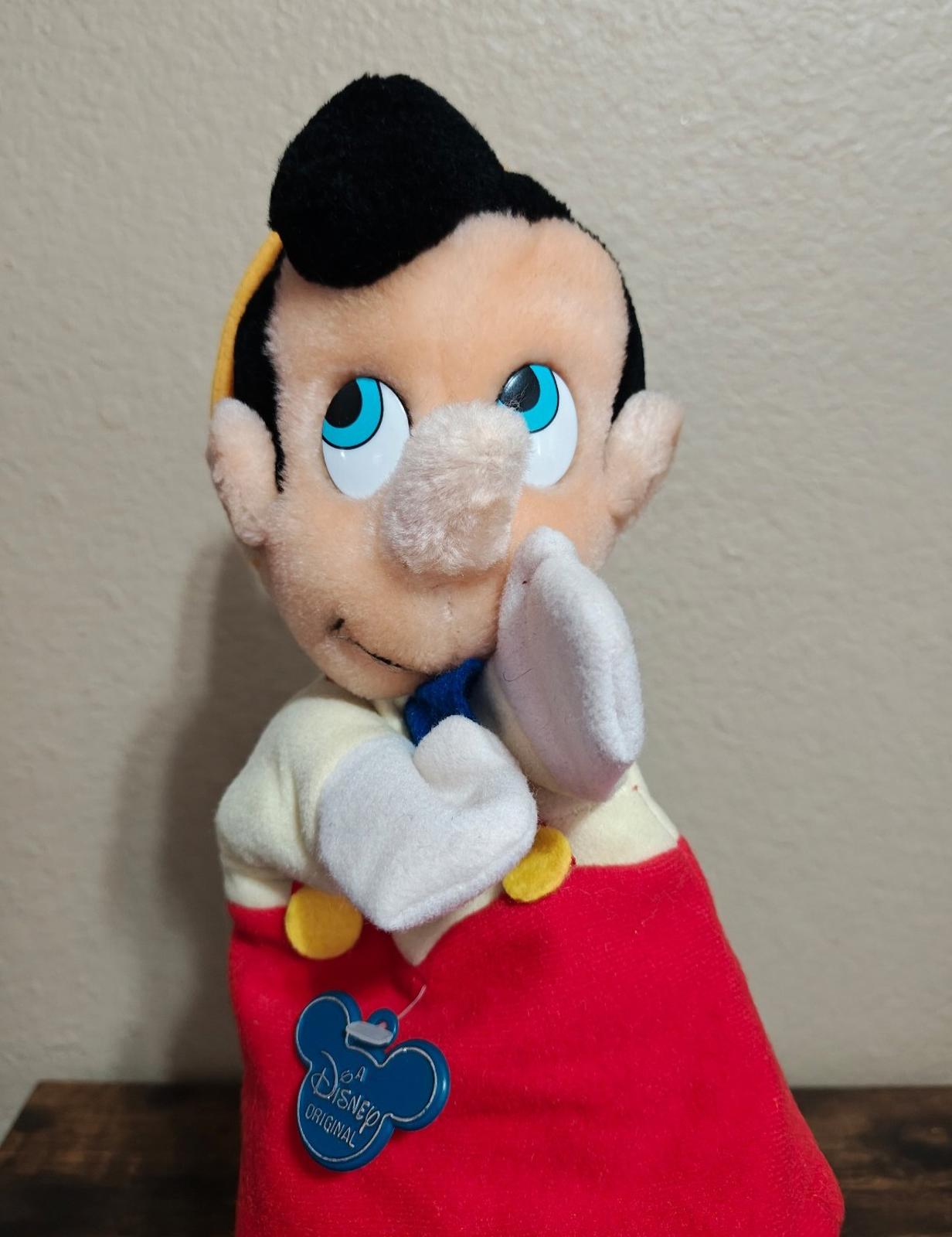 1980s Vintage Disney Pinocchio 12" Hand Puppet