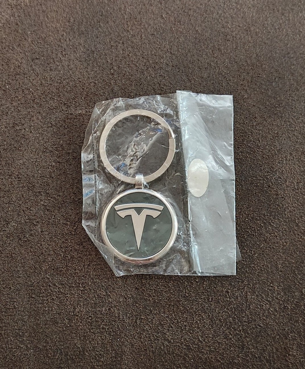Tesla Logo Chrome & Black Background Keychain