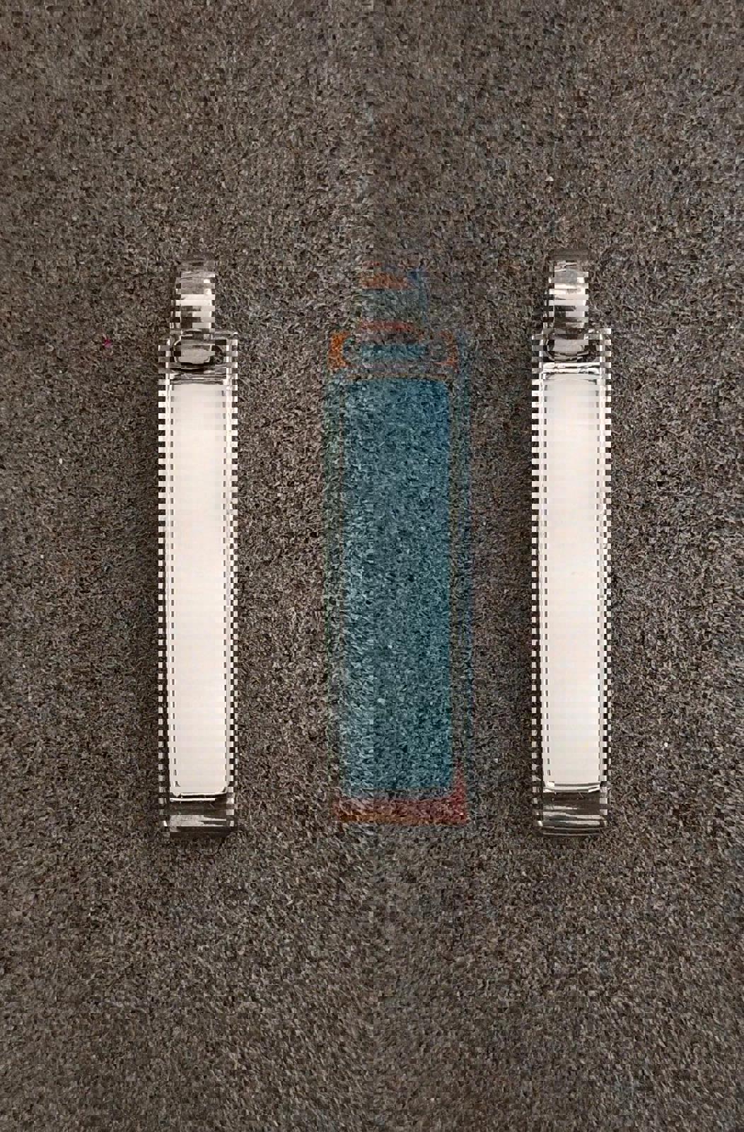 90's Lia Sophia Reversible Black and White Silver Tone Slide Pendant