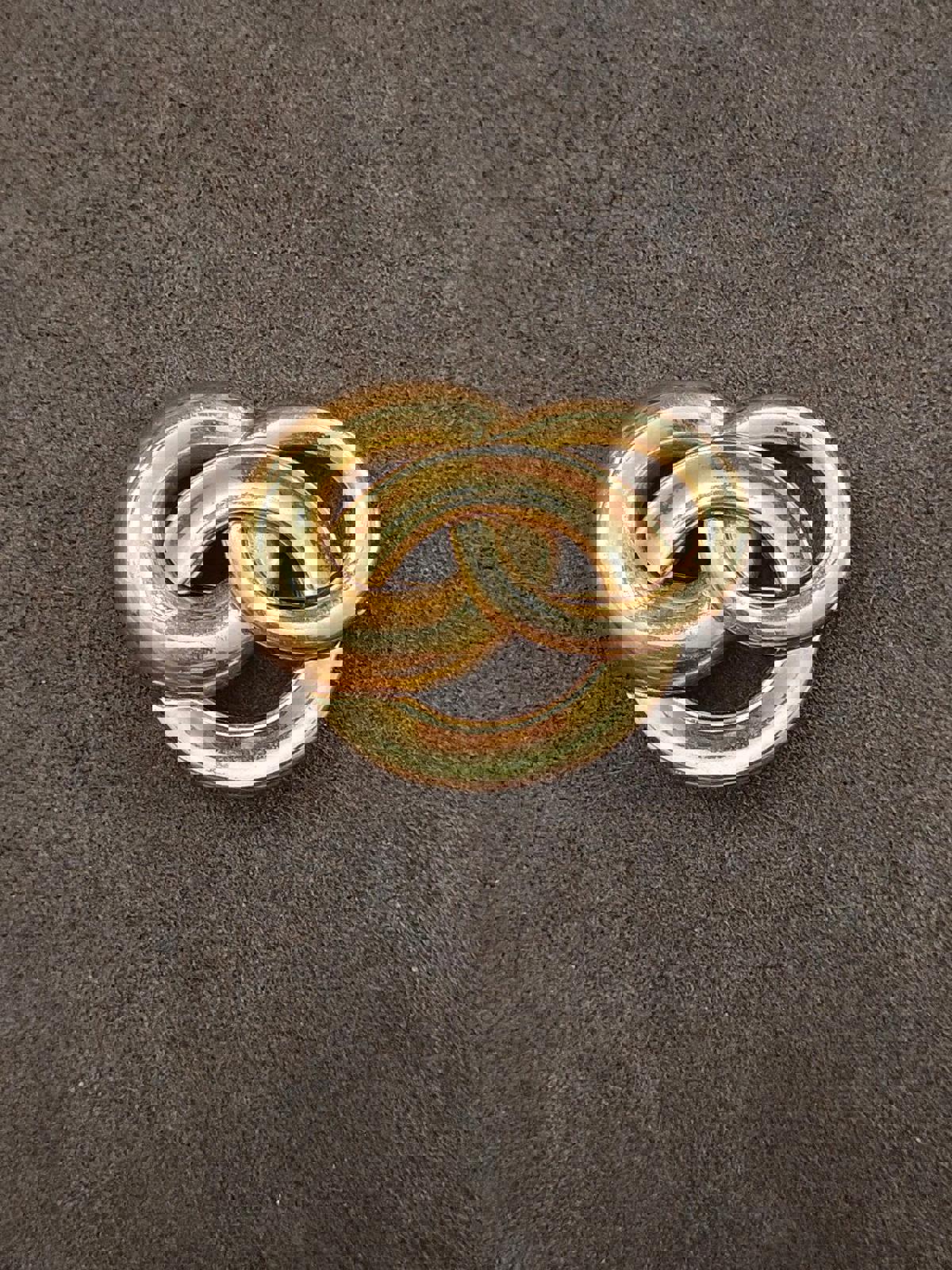 1980's Three Intertwined Circles Monet Gold Tone Pin Brooch