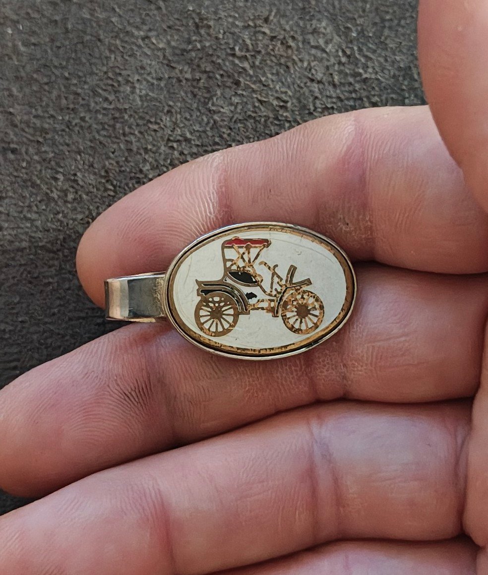 1960s Gold Tone Antique Car Tie Bar/Tie Clip