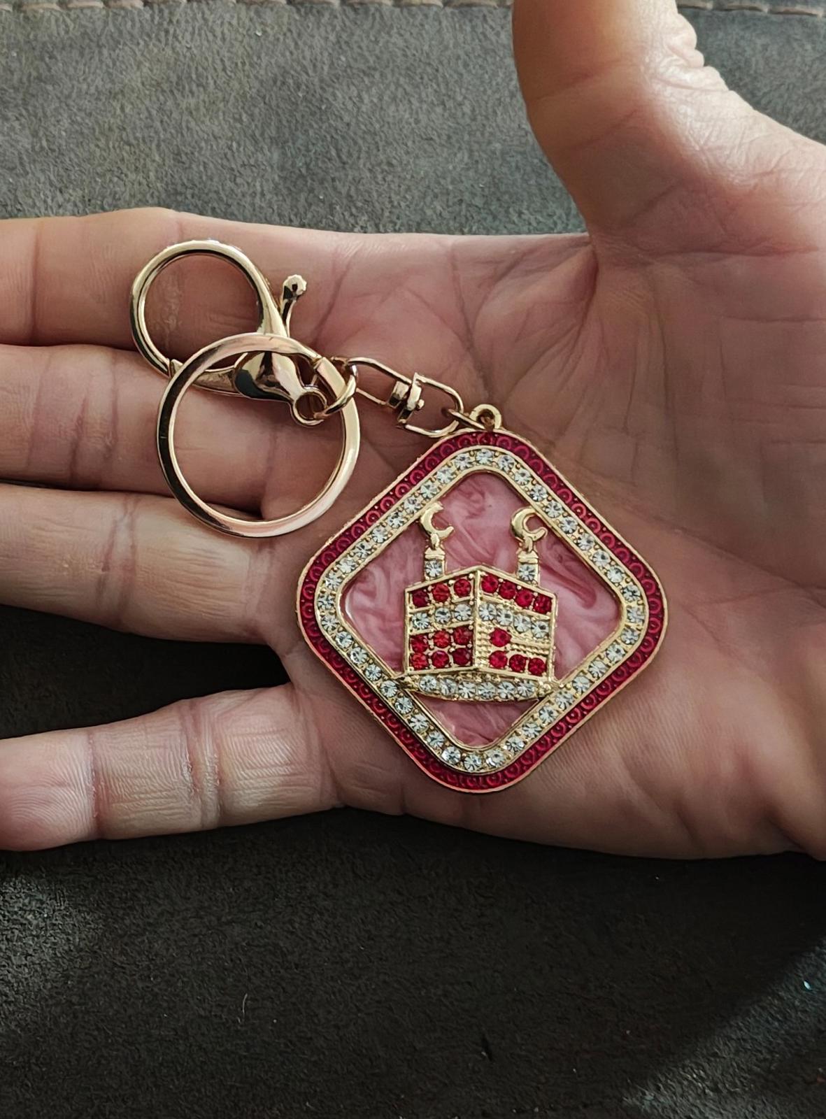Kaaba in Mecca Clear And Red Rhinestones Gold Tone Keychain