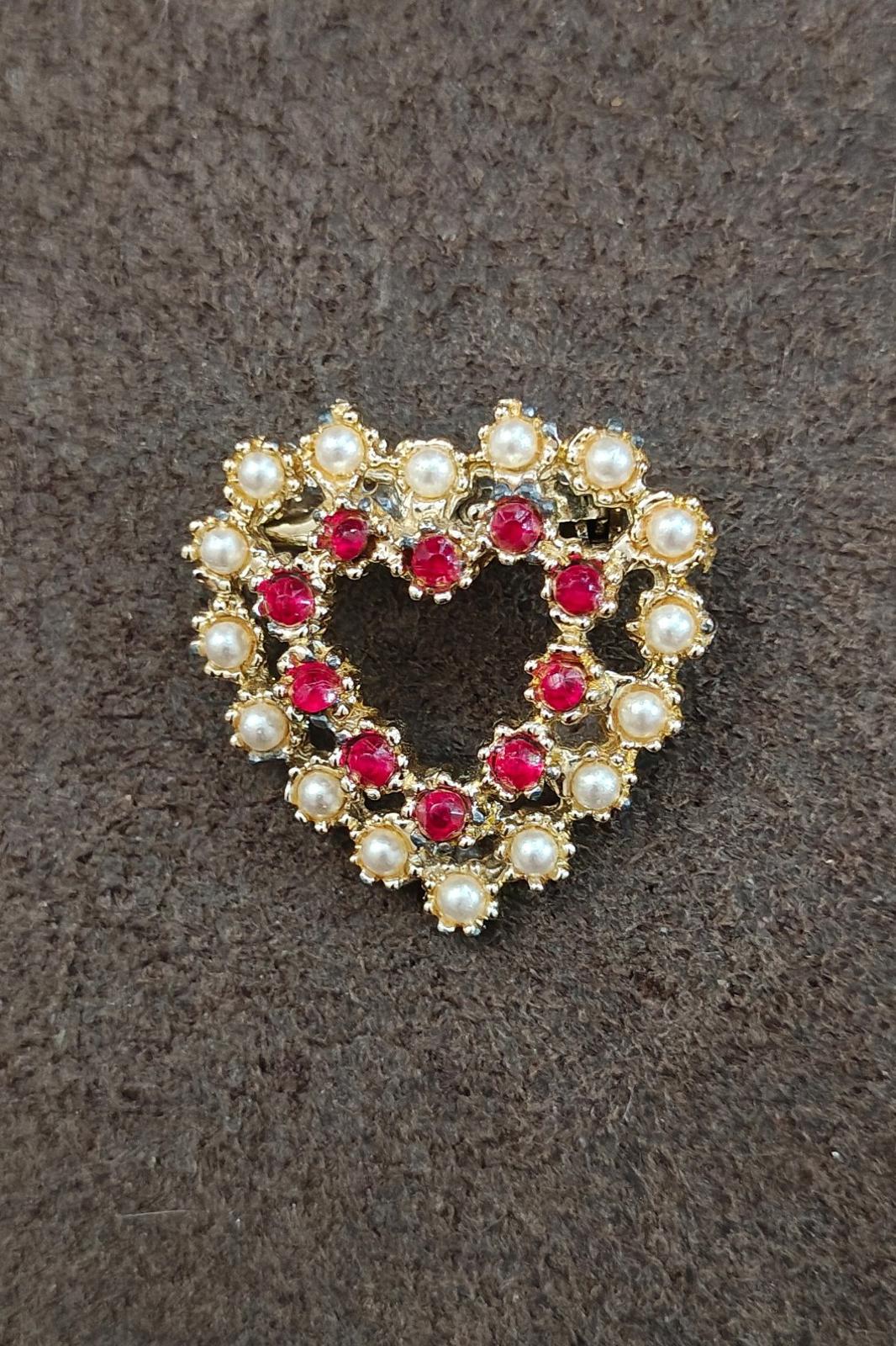 1980's Gold Tone Red Rhinestones and Faux Pearls Heart Brooch Pin