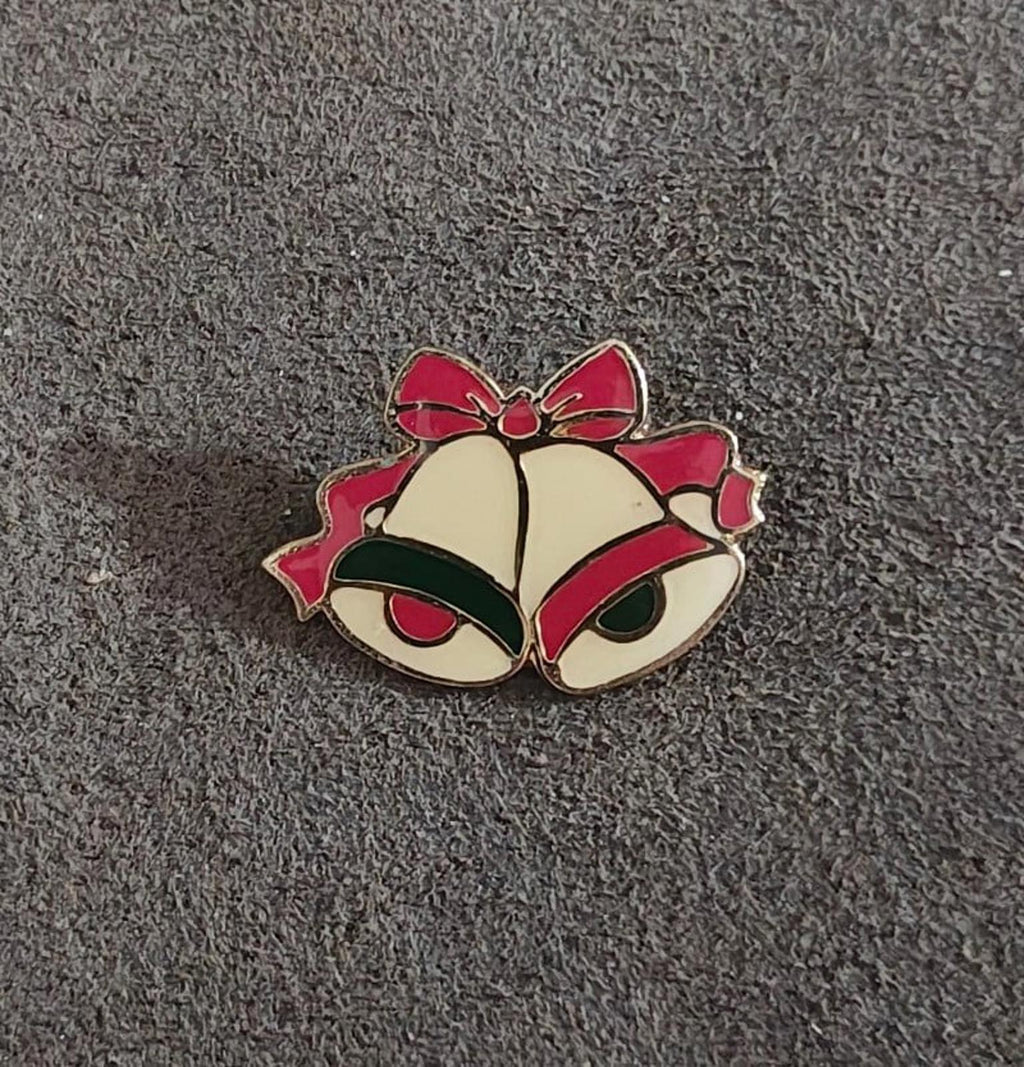 Gold tone enamel Christmas bells brooch with red bows and green enamel clappers, full view
