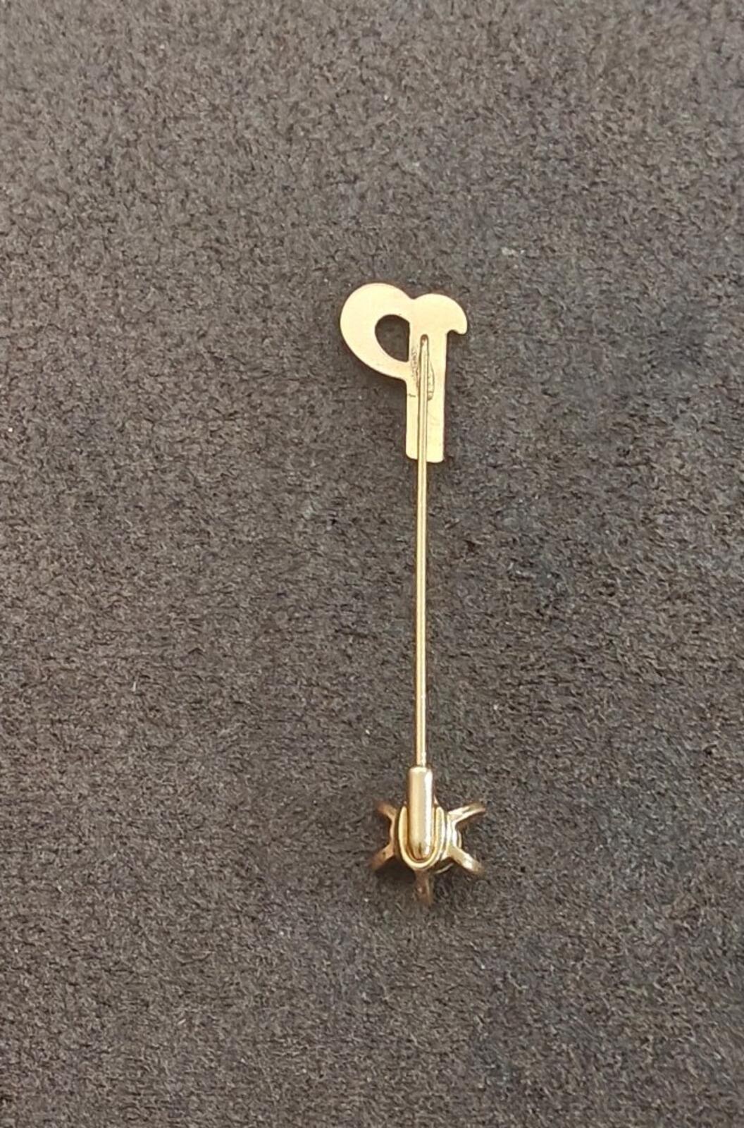 1980s Gold Tone Initial Monogram Letter P Stick Pin