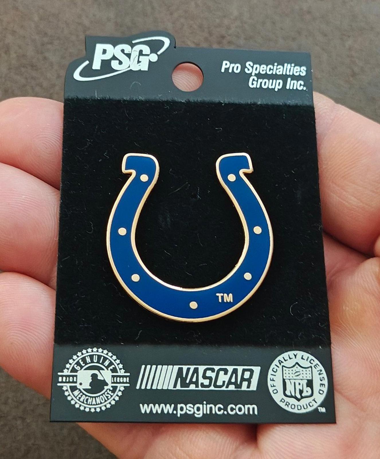 2001 Indianapolis Colts Gold Tone Enamel Pin New