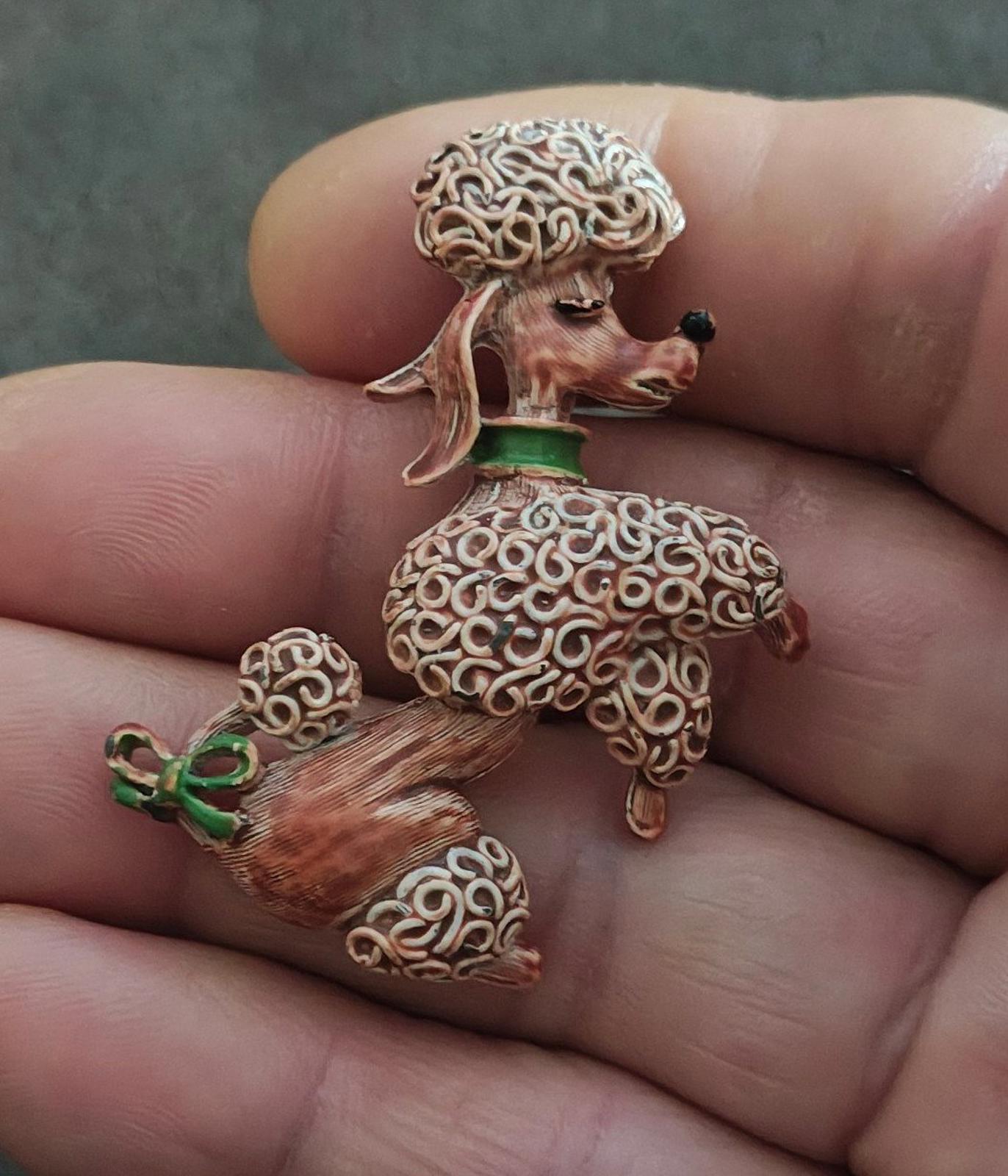 1950s  Gerry's "Spaghetti" Brown Poodle Dog Enamel Metal Brooch