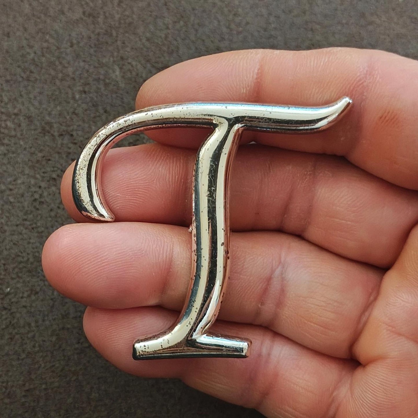 1980s Monogram Initial Letter T Silver Tone Pin/Brooch