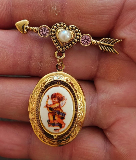 1995 Avon "Cherished Moments" Cupid Gold Tone With Rhinetones Locket Pin Brooch