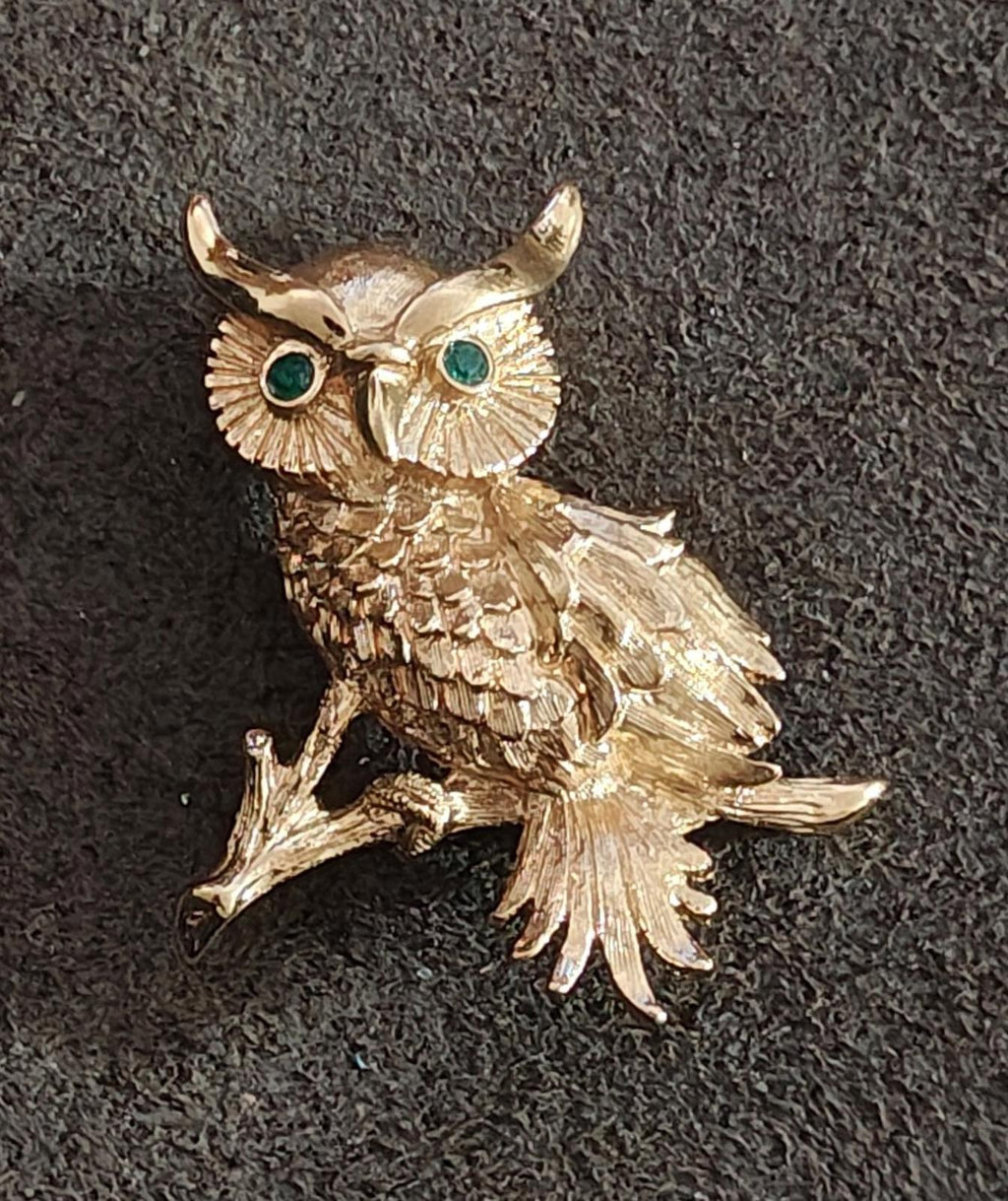 1980s Monet Gold Tone Owl With Emerald Green Rhinestone Eyes Brooch