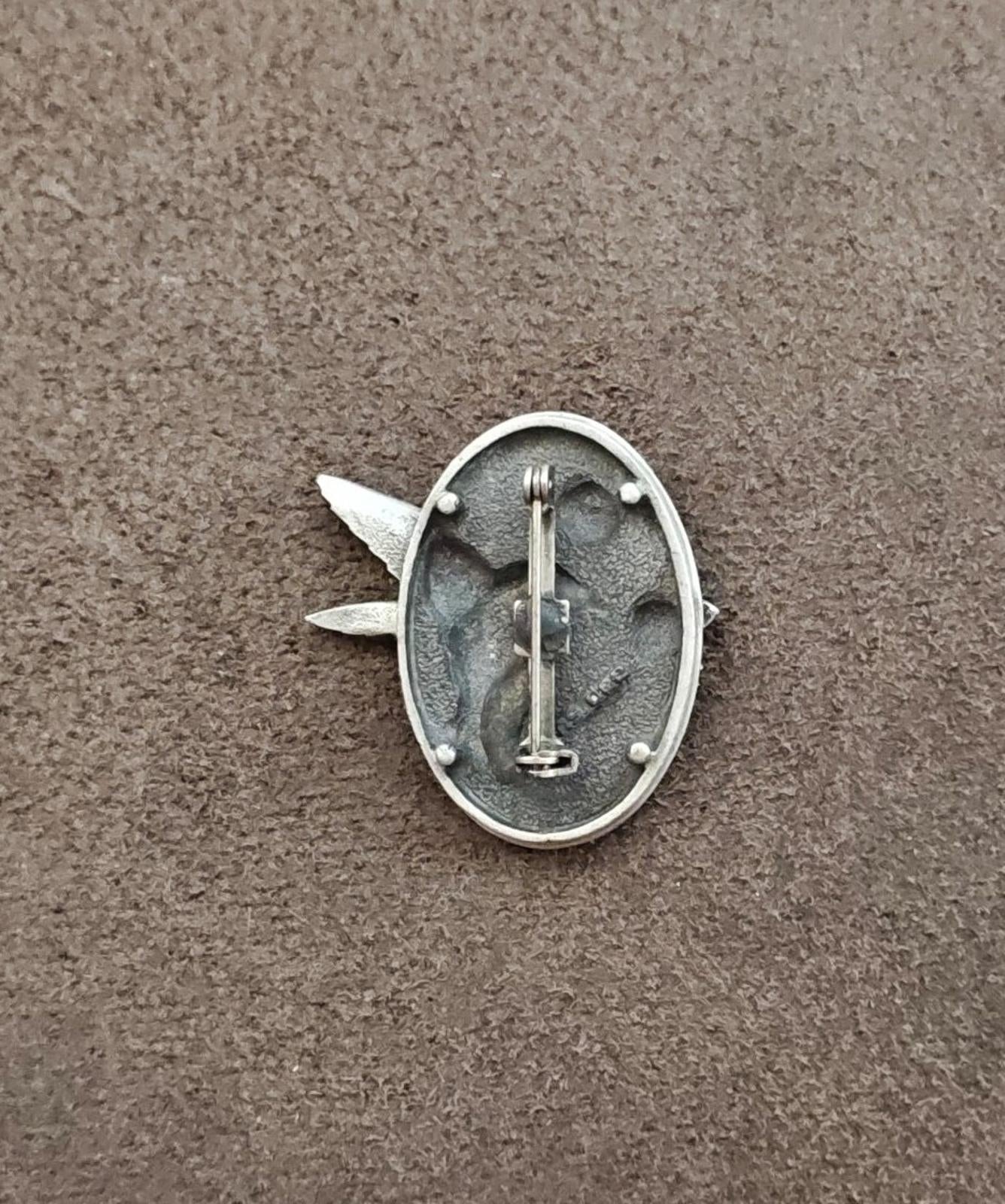 1980s Signed Ms Dee Hummingbird Pewter Brooch