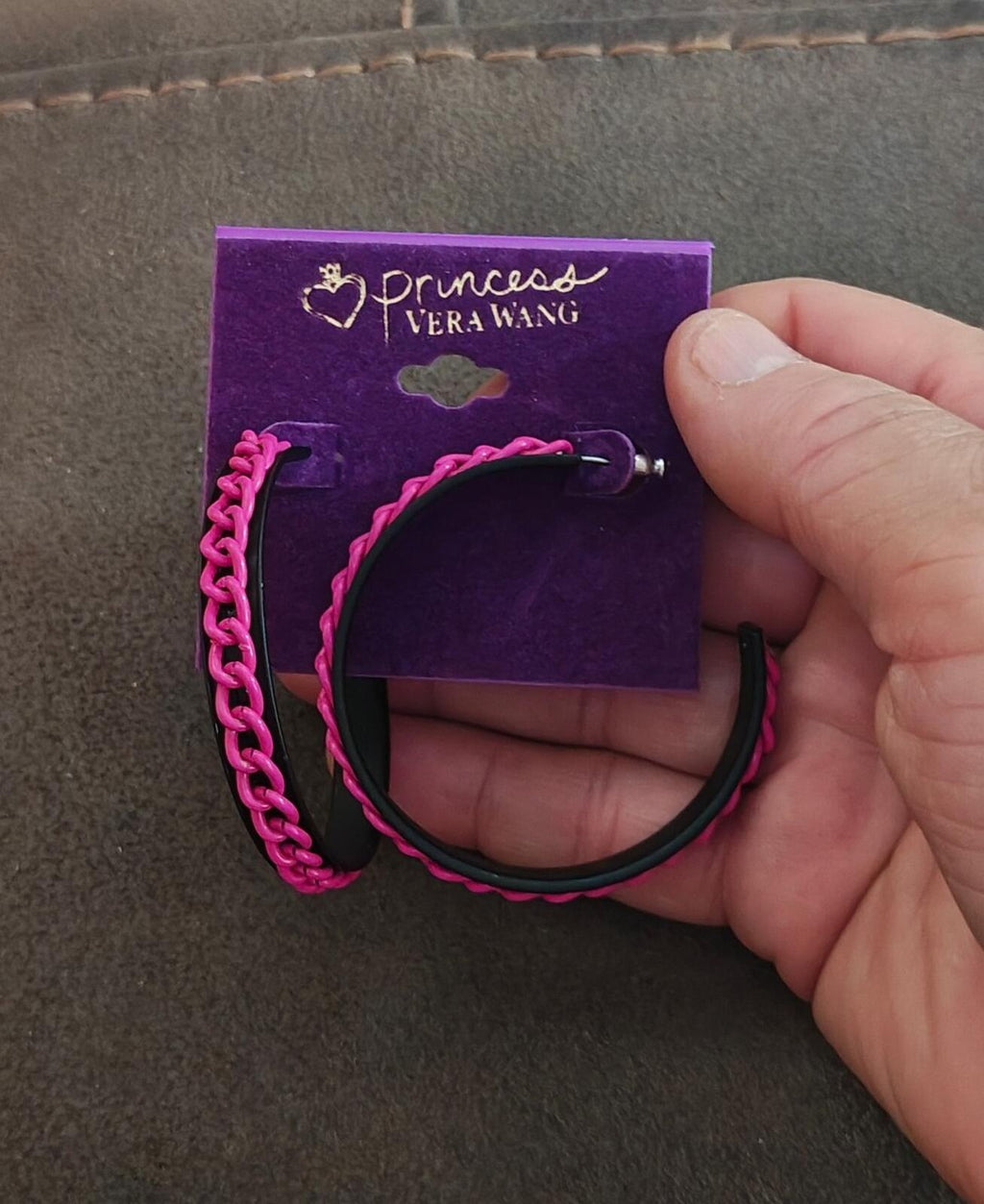 Princess Vera Wang Pink & Black Chain Hoop Earrings - Trinketmania-LV