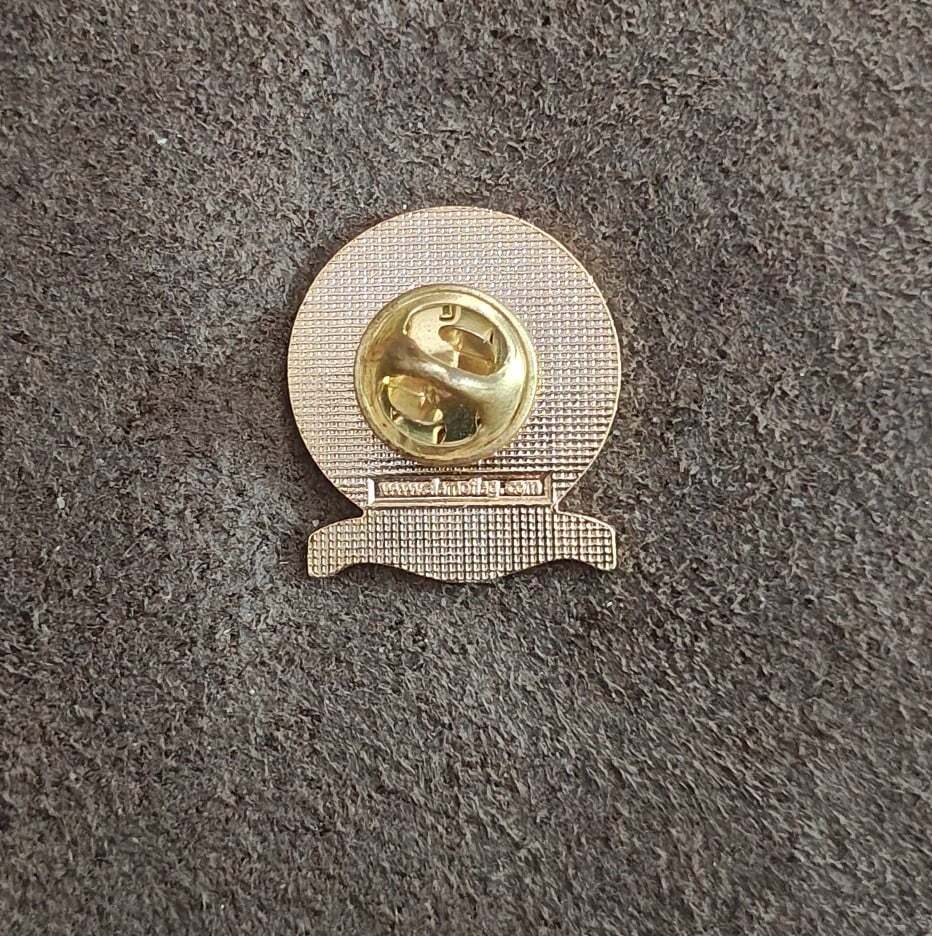 The White House Gold Tone Enamel Pin - Trinketmania-LV
